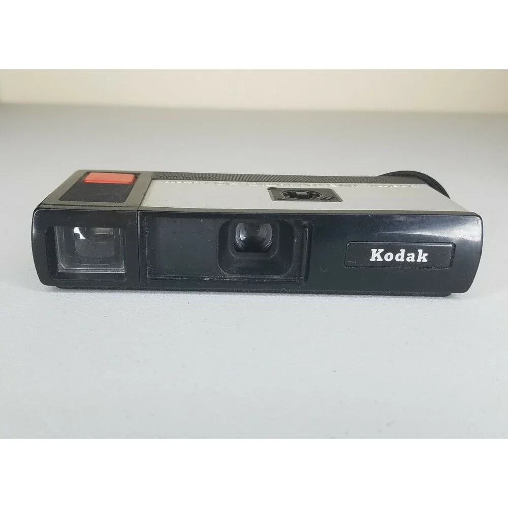 Vintage Kodak Pocket Instamatic 20 Camera w/ Green Leather Kodak Carrying Case